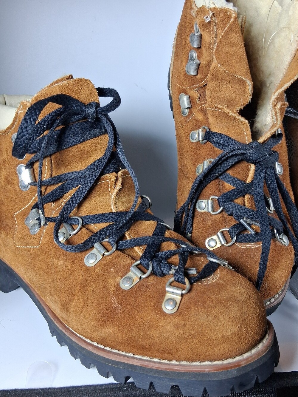 Vintage pair of Vibram rugged, American-made insulated winter hiking boot